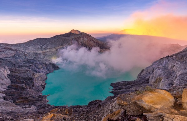 Top Things to Do Around Kawah Ijen Crater